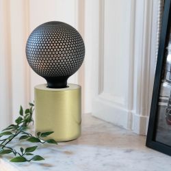 Lampe à poser cylindrique en métal couleur laiton, compatible culot E27, IP20, 60W puissance max
