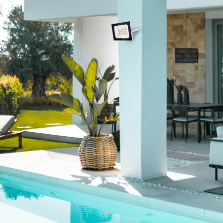 Projecteur LED Mural orientable, 2400 Lumens, IP65 résistant à la pluie, Blanc
