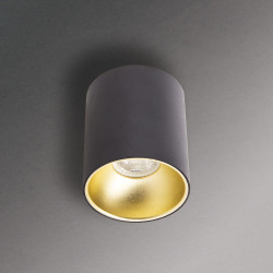 Plafonnier rond noir et or en saillie, ampoule incluse, culot GU10, 345 Lumens, conso. 5W (eq. 50W), 2700 K, Blanc chaud