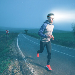 Lampe frontale LED rechargeable, USB  300 lumens, sensor intégré