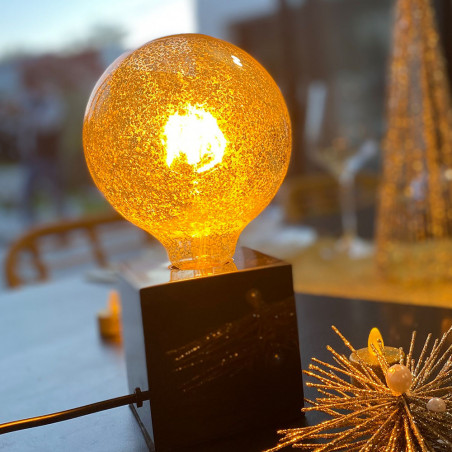 Ampoule LED G125, culot E27, 4W cons. (24W eq.), lumière blanc chaud
